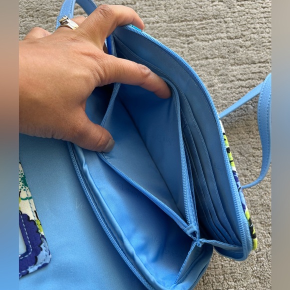 Vera Bradley Turnlock Crossbody - Blueberry Blooms - Picture 14 of 16